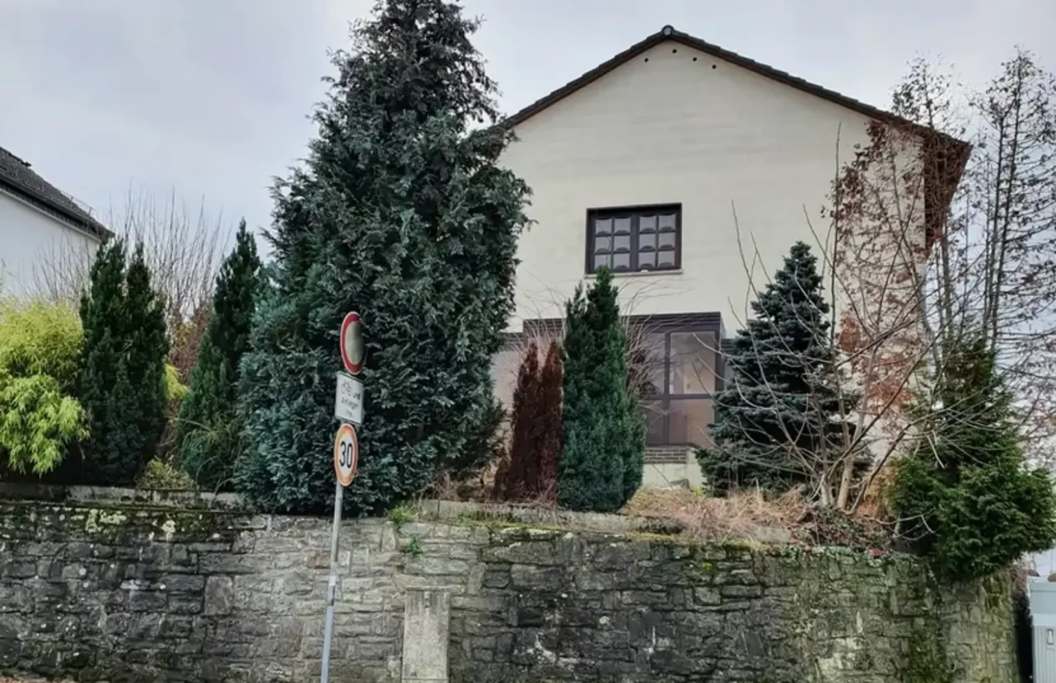 65760 Eschborn, Deutschland – Bild 2